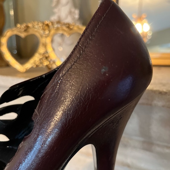 Prada authentic leather pumps - Picture 12 of 14